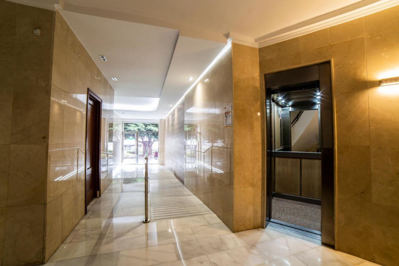 Awesome Apartment Center Валенсия Екстериор снимка